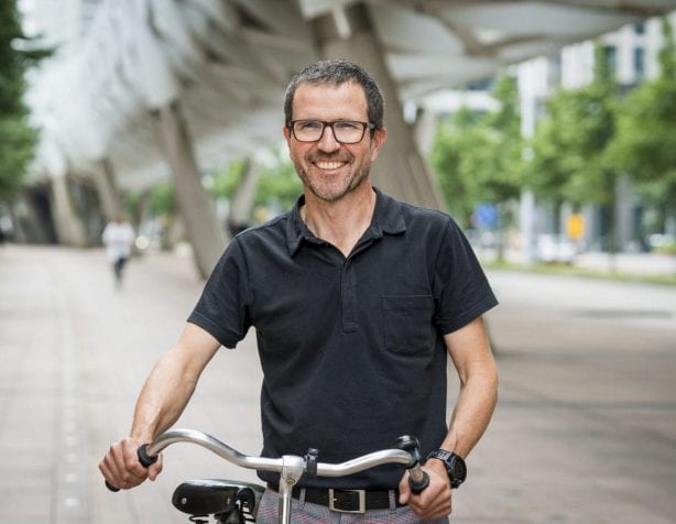 Roel Lenoir met zijn fiets